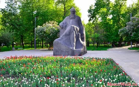 Лев николаевич толстой памятник