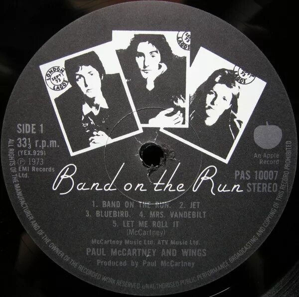 Band on the run. Paul mccartney band on the run 1973. группа paul mccartney and wings band on the run. band on the run пол маккартни. wings band on the run 1973.