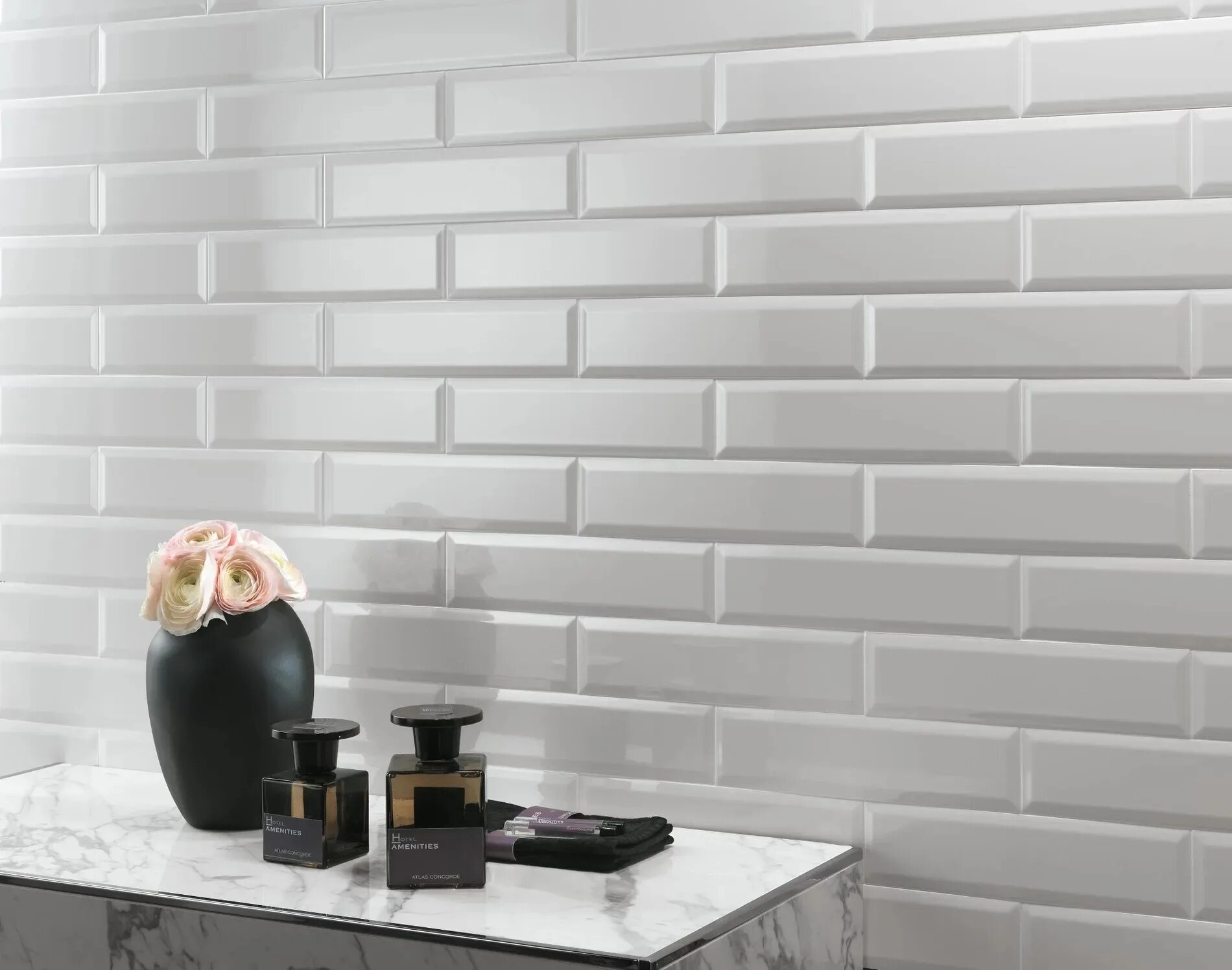 Kerama marazzi кабанчик белый. Плитка кабанчик стена. Плитка кабанчик 7. Плитка манхеттен. Керама марацци кабанчик.