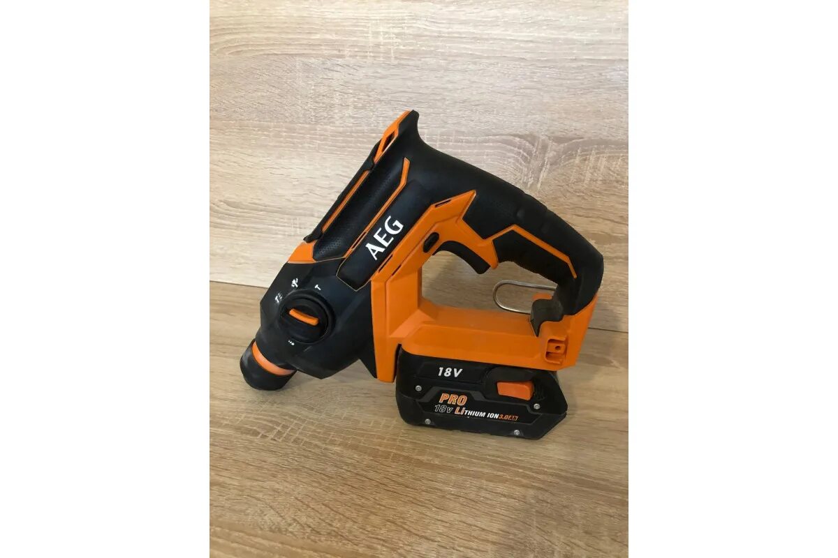 Aeg bbh18c. Aeg bbh18c-0 4935464984. aeg bbh18c-0. компактный перфоратор aeg bbh18c-0 4935464984.