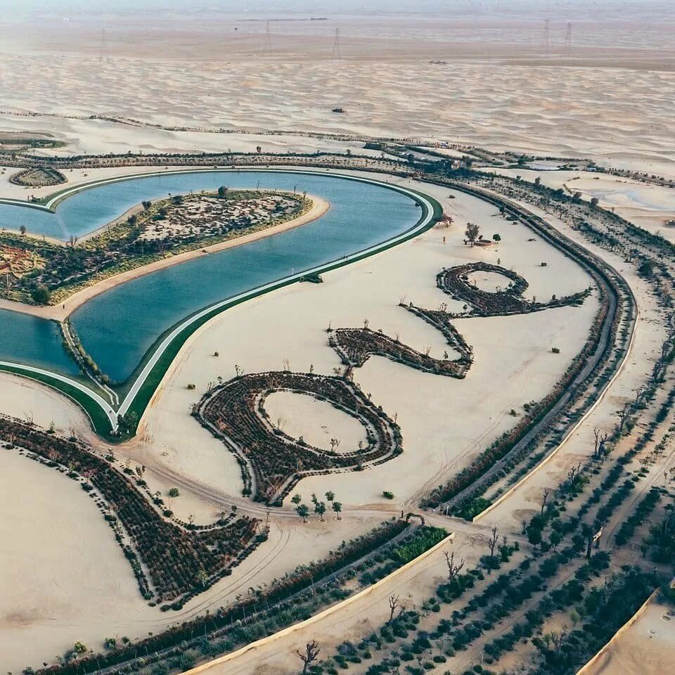 Чудеса арабских эмиратов. Озера Аль Кудра Дубай. Дубай Love Lake. Лорейн Каунти озеро сердце. Озеро любви Дубай ОАЭ.