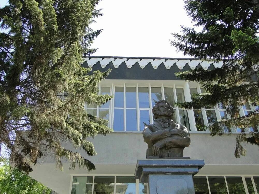 Библиотека в усть-каменогорске. Библиотеки усть каменогорска. Центральная библиотека усть каменогорск. Центральная библиотека усть каменогорск. Центральная библиотека усть каменогорск.