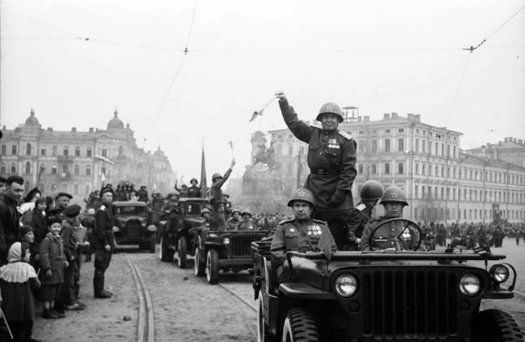 Военная хроника 1945. Победа ВОВ 1941-1945. ВОВ 1945 победа. Парад Победы в Киеве 1945. Парад Победы май 1945.