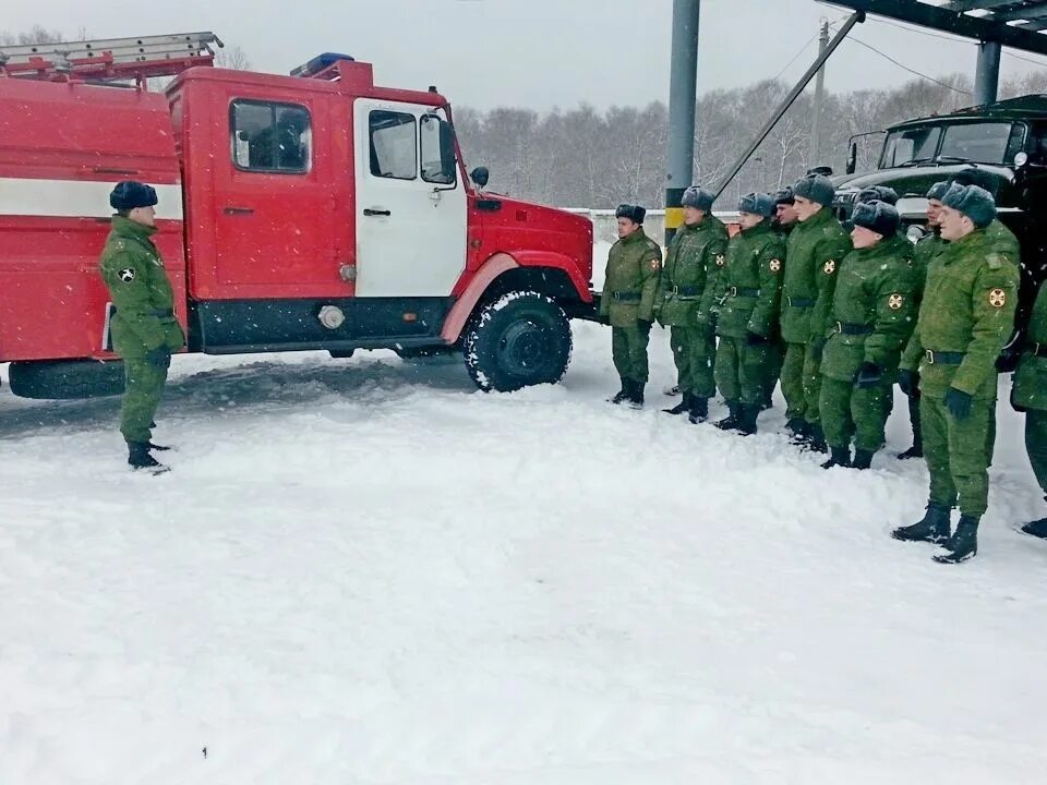 Пожарная команда воинской части. Военные пожарные. Военизированная пожарная часть. Пожарная безопасность в воинской части. Пожарная вс рф