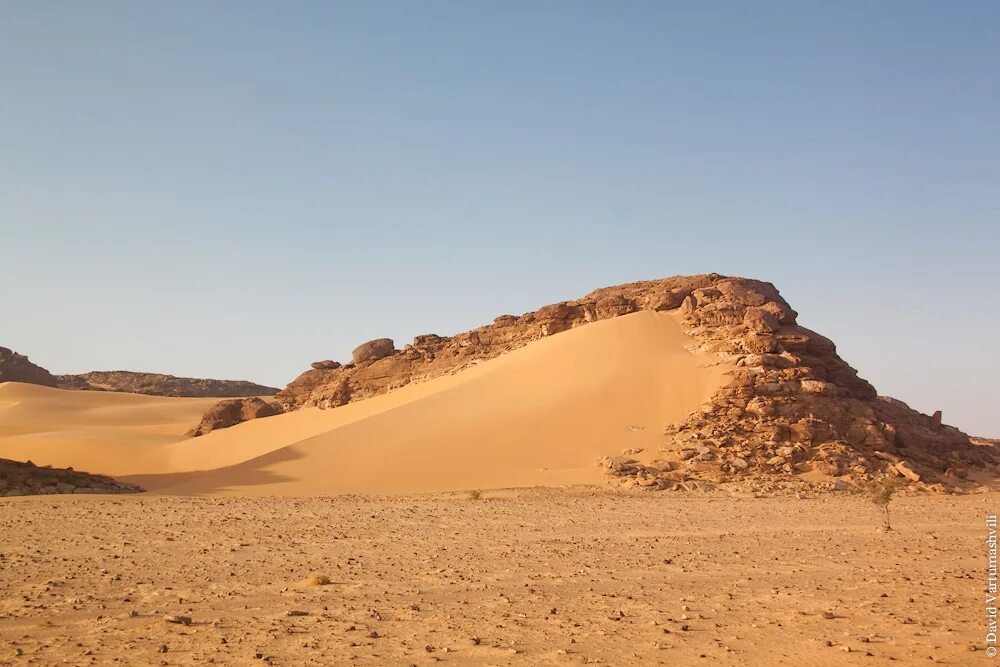 Дюны алжир. Фф пески сахары. Цвета песка в пустыне сахара. Фф пески сахары. Дюна пустыня.