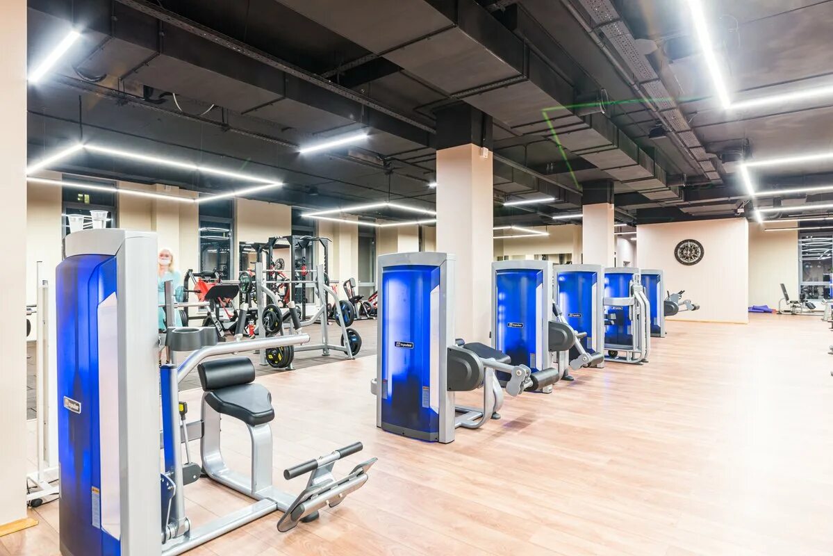 Абонемент клубная карта в фитнес DDX FITNESS LIGHT на 30 дней - купить по выгодн