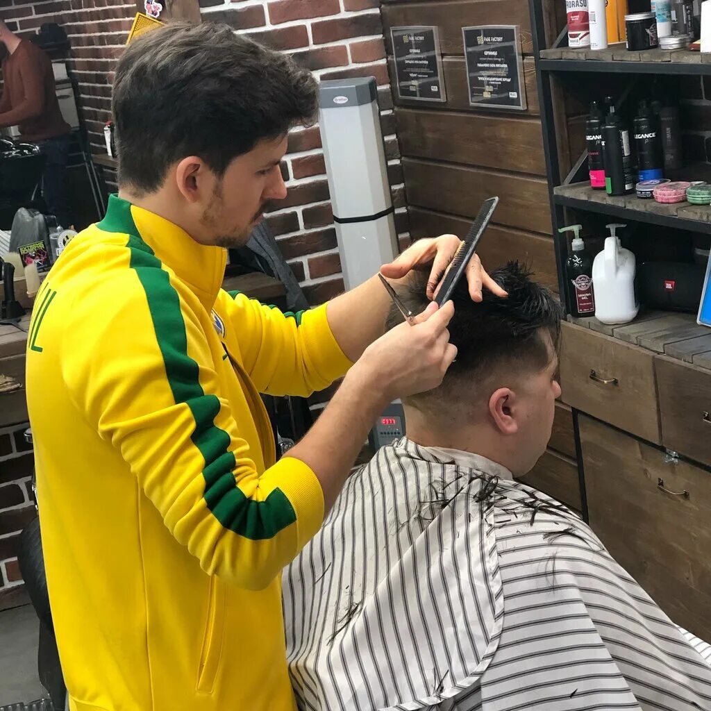 олдбой подольск. олдбой барбершоп олдбой. барбершоп девушки мастера. олдбой барбершоп интерьер. олдбой подольск.