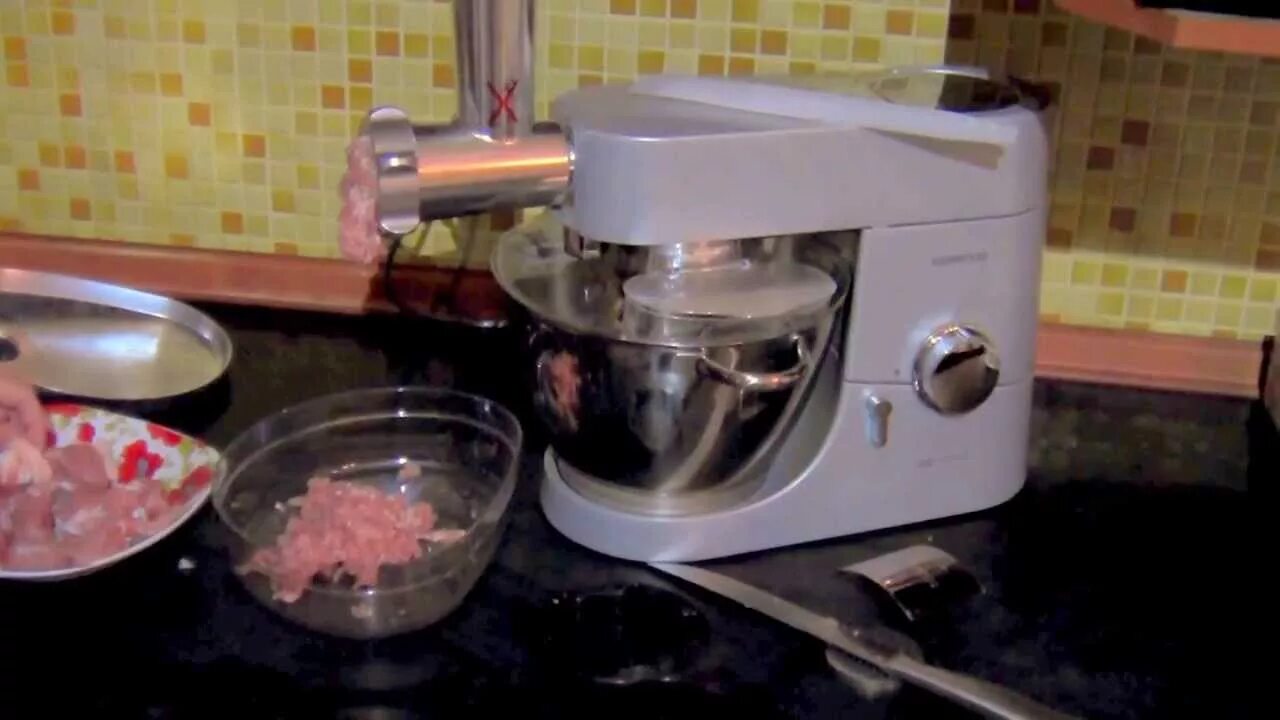 Кенвуд кухонная мясорубка. Kenwood kmc050. кухонный комбайн кенвуд с мясорубкой. kenwood km010. крышка низкоскоростного привода к кухонным комбайнам kenwood kmc010.