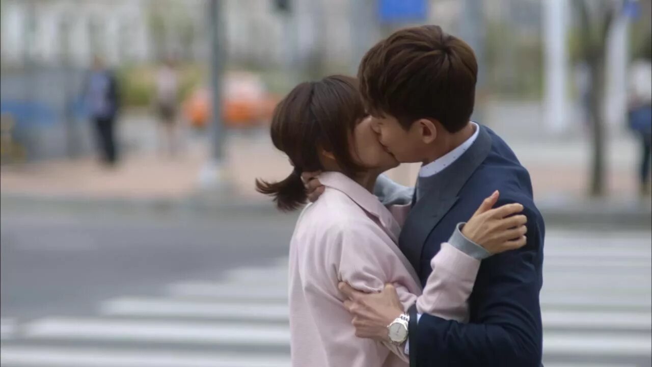 Влюбиться в Сун Чжон. Влюбиться в Сун Чжон дорама. Влюбиться в Сун-Джон поцелуй.