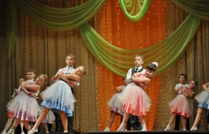 Рдк никольск. Дк никольск пензенская область. Рдк никольск. Сайт дом культуры никольск вологодской области. Рдк никольск.