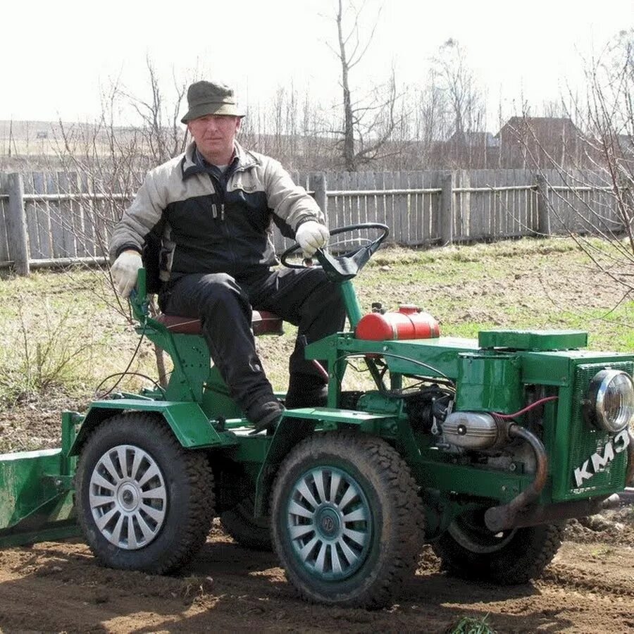 Белоруссии самодельная. Минитрактор 4x4 переломка. Мини трактор НАРХЛАРИ 2022 мотоблок. Самодельный трактор МТЗ 82 мини.