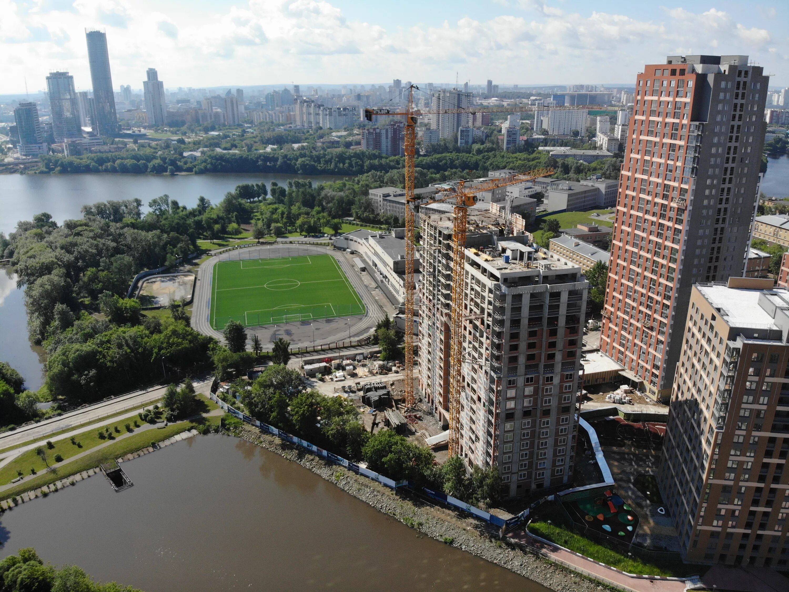 Жк ольховский парк. Ольховский парк Екатеринбург. Ольховский ЖК ЕКБ. Ольховский парк жилой комплекс Екатеринбург.