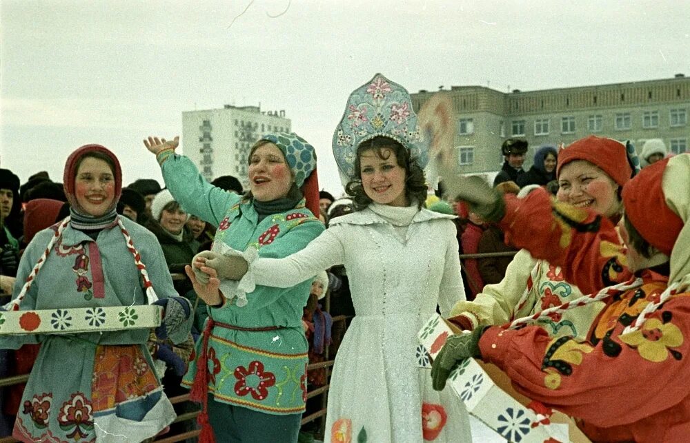 Проводы зимы в 2024 набережные челны. Советская Масленица. Масленица в Советском Союзе. «Праздник Масленицы в СССР. Масленица в советскую эпоху.