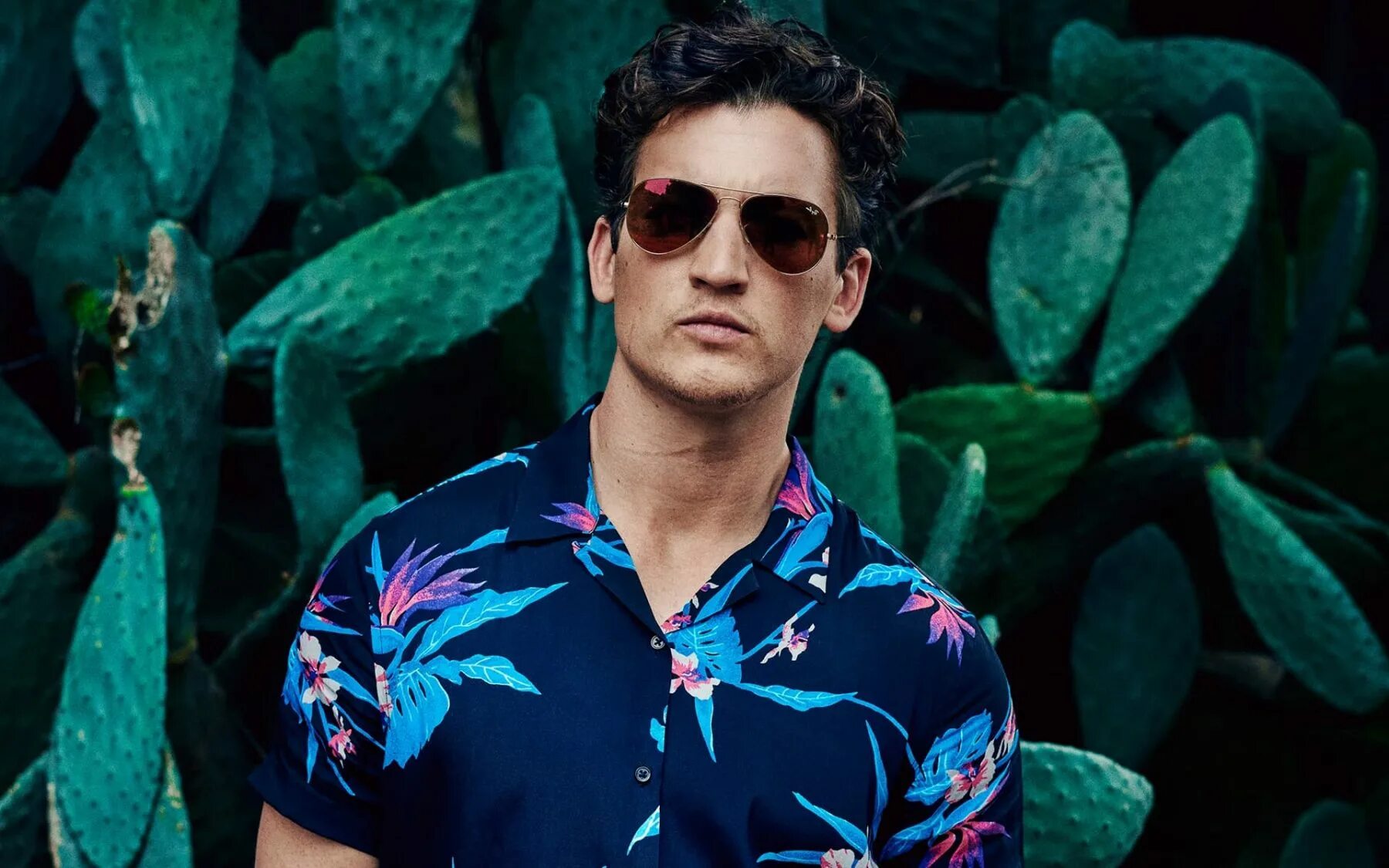 Miles teller. Майлз теллер в молодости. Майлз теллер 2023. Miles teller. Miles teller.