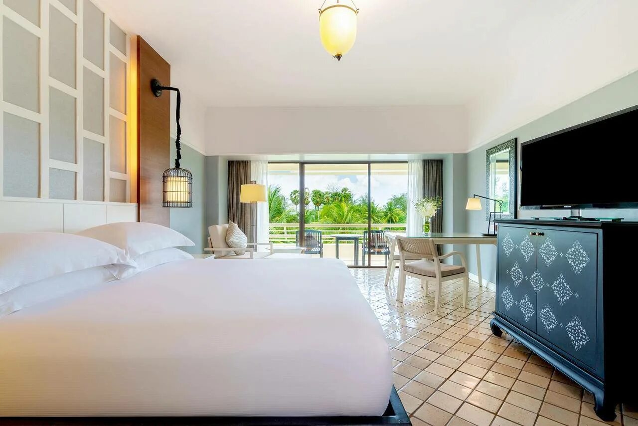 Hilton phuket arcadia resort & spa - sha plus. Отель хилтон аркадия карон пхукет. Hilton phuket arcadia resort & spa phuket. Beyond resort karon 4. Pullman karon beach resort.