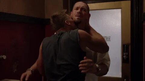 Steve Howey nude in Shameless 8-06 "Icarus Fell. 