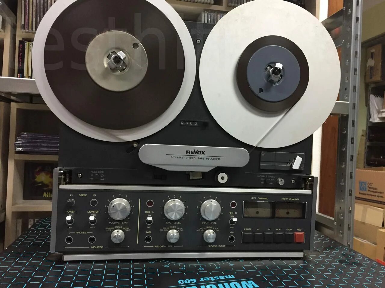 Б у магнитофоны. Магнитофон (Revox b77). Катушечный магнитофон Revox b77. Revox b77 катушечник. Revox b208.