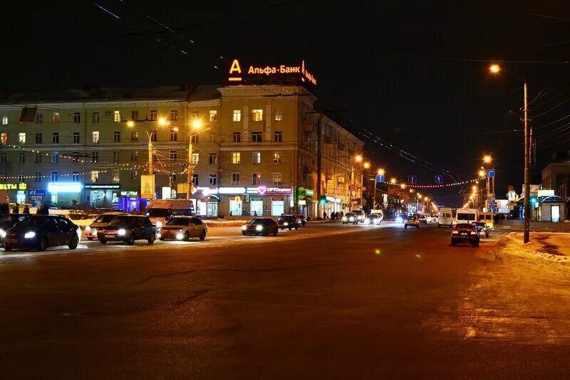 Омск ночью. Ночной омск. Ночные дорожки омск. Ночной омск красивые места. Работа в ночь омск.