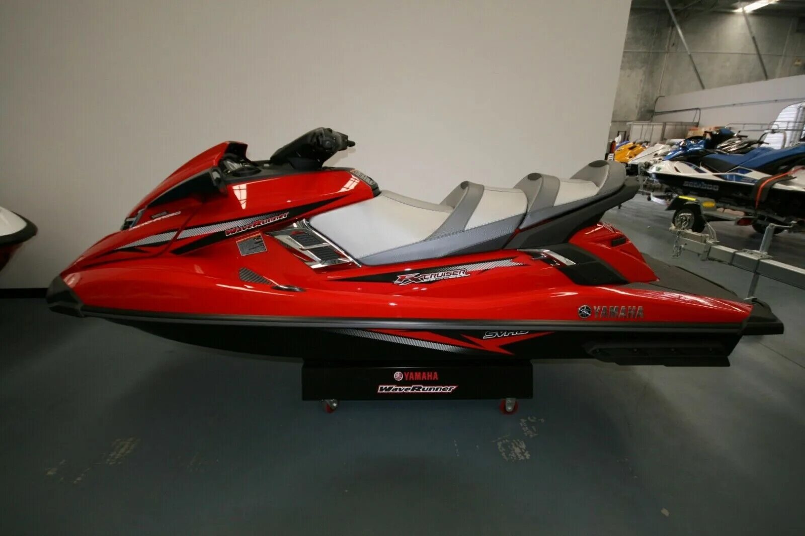 Гидроцикл Yamaha FX Cruiser SVHO. Yamaha Waverunner FX Cruiser. Yamaha Cruiser fx140. Гидроцикл Yamaha Waverunner. Мотоимпорт