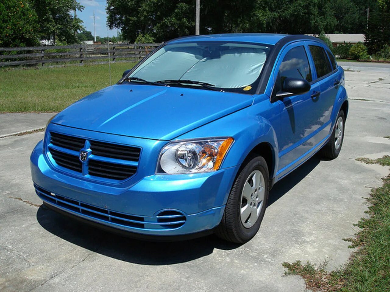 Купить додж б у. Додж Калибр 2008. Додж Калибер 2008. Dodge Caliber 2002. Dodge Caliber 2005.