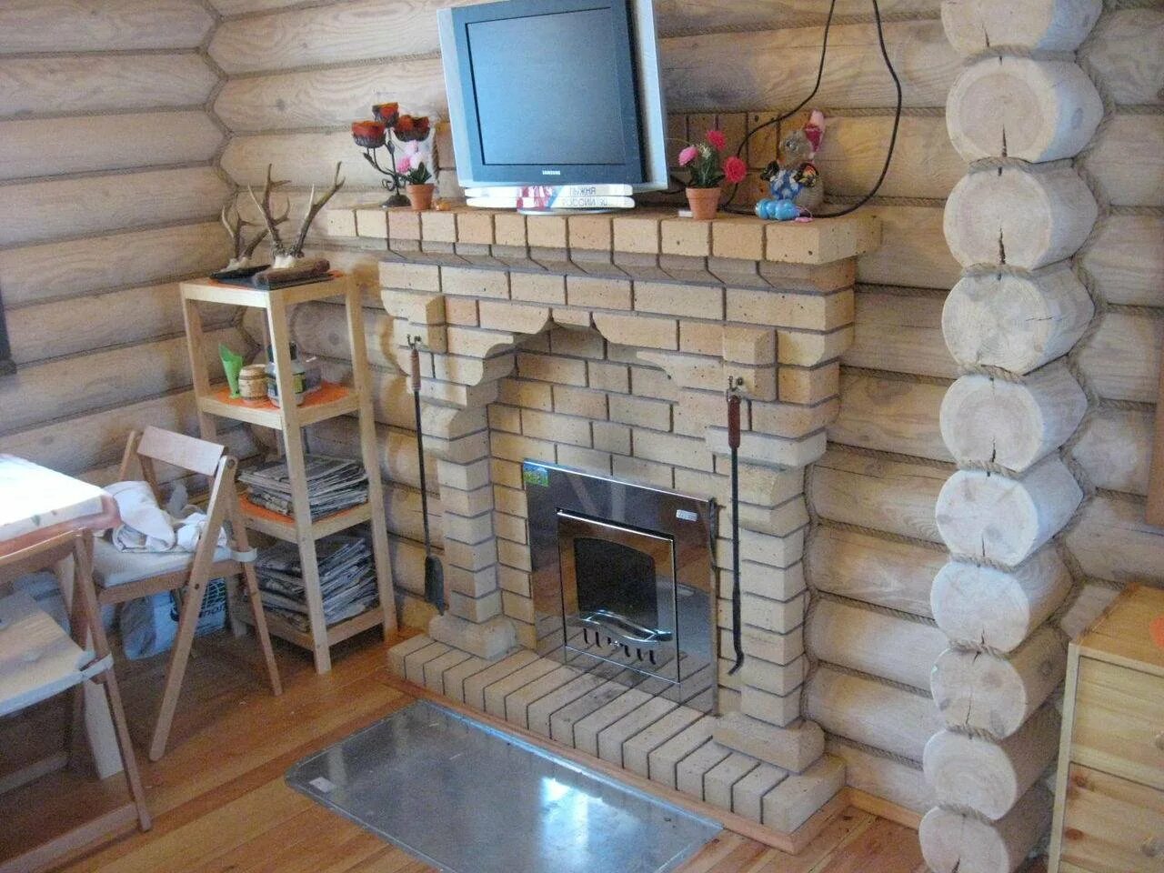 Предбанник в бане из кирпича. Печь камин для бани. камин в бане. отделка печи в бане. камин в предбаннике.
