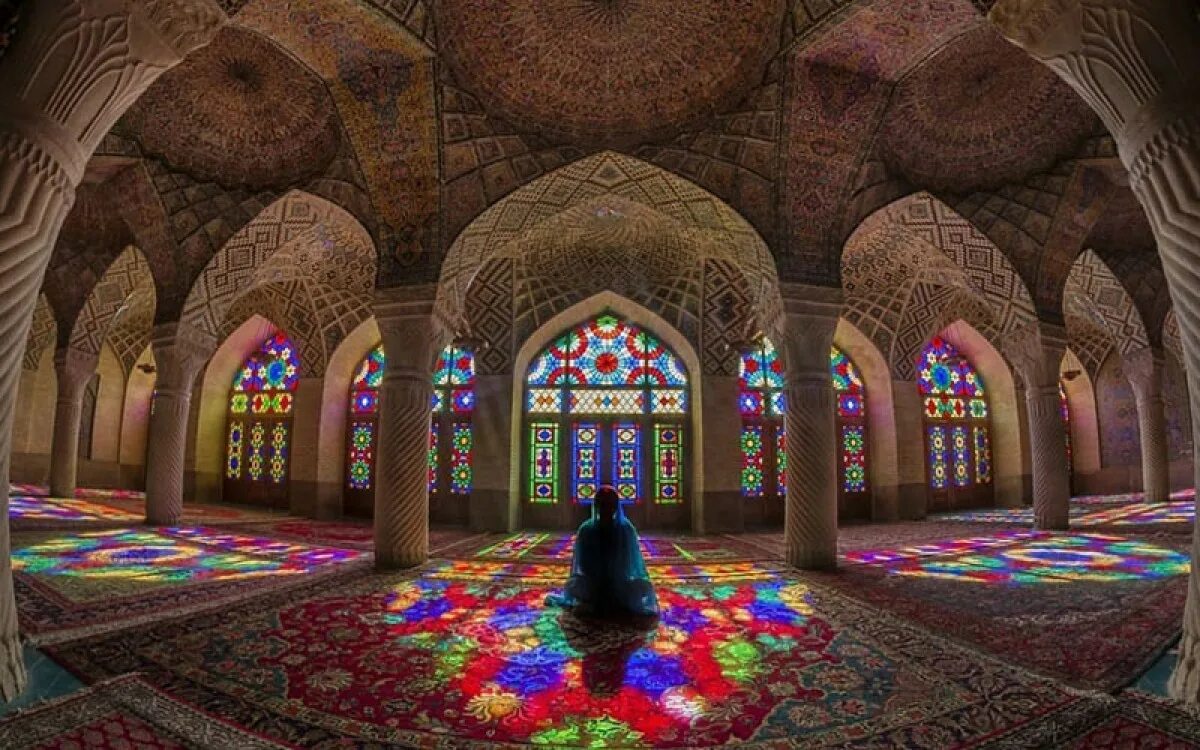 Иран мечеть насир-аль-мульк. Мечеть насир оль-мольк в ширазе. Мечеть насир аль-мульк. Мечеть насир-ол молк. Шираз иран.