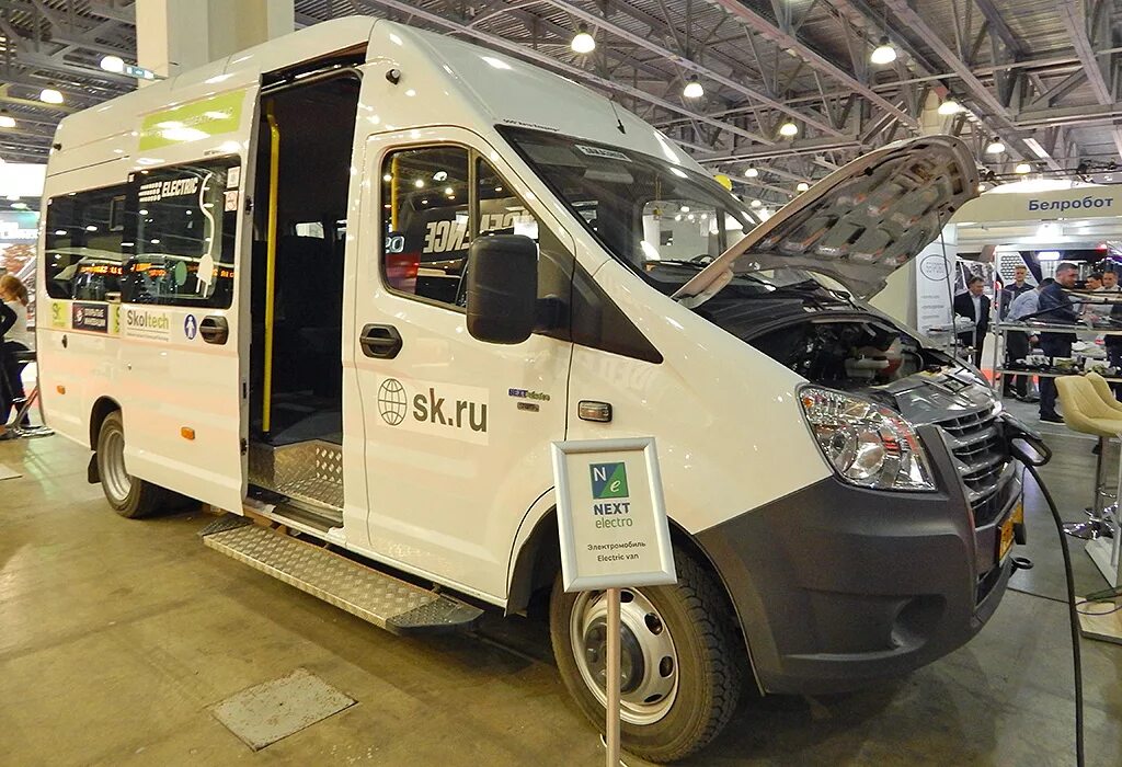 Газель next a22r22. Электрическая газель next. Электрическая газель next. Электрическая газель next. Газель некст цмф.