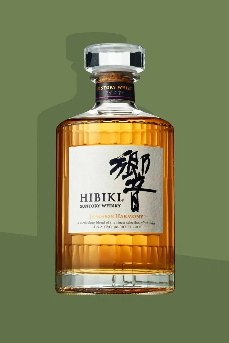 Hibiki 30 виски. Японский виски suntory old whisky. Hibiki suntory whisky. Hibiki suntory whisky. Виски hibiki japanese harmony.