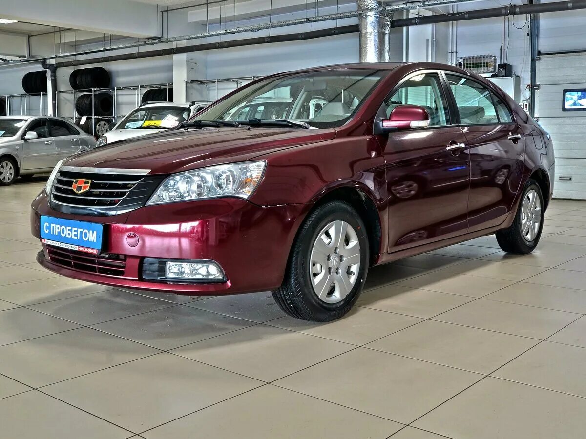 Купить джили ес7 двигатель. Geely Emgrand ec7. Машина Geely Emgrand ec7. Geely ec7 2013. Geely Emgrand ec7 седан.