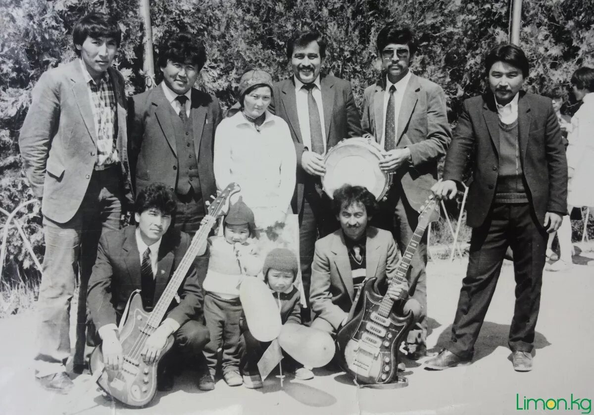 Ансамбль виа самоцветы состав. Сергей березин виа пламя. Виа самоцветы состав 1977. Алексей кондаков виа самоцветы. Ансамбли виа самоцветы.