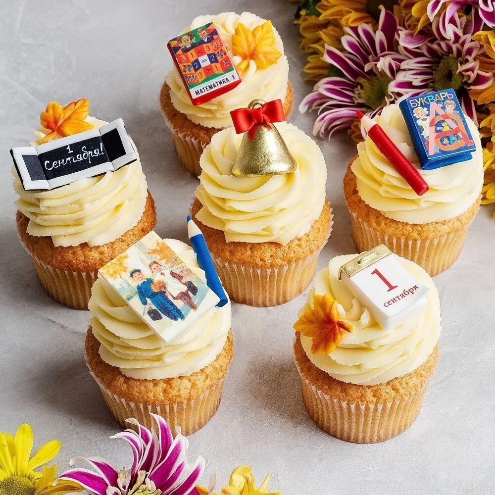 пирожные с доставкой москва. пирожные с доставкой москва. медовые пирожные. мини пирожное ассорти 26 шт. пирожные для фуршета.