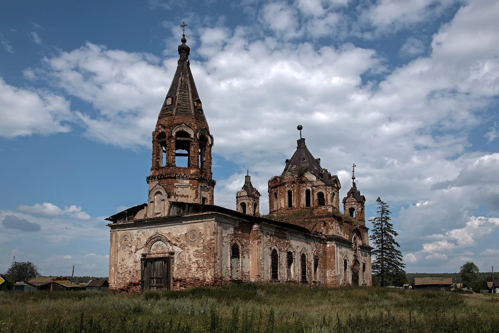 Старые сайты храмов. Кончезеро Церковь. Старинная Церковь. Старый храм. Стороя.Церковь.