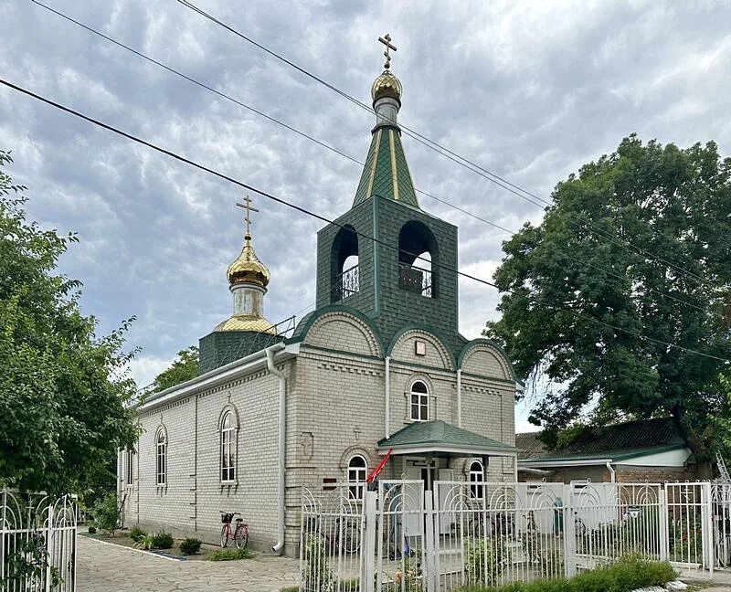 Погода в станице галюгаевской. Храм станицы Галюгаевская. Станица Галюгаевская на карте. Галюгаевская. Девушки из станицы Галюгаевской фотографии.