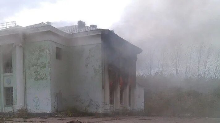 Заброшки в стерлитамаке. Заброшенные здания в стерлитамаке. Стерлитамак дворец культуры заброшка. Объект 21. Стерлитамак дворец культуры заброшка.