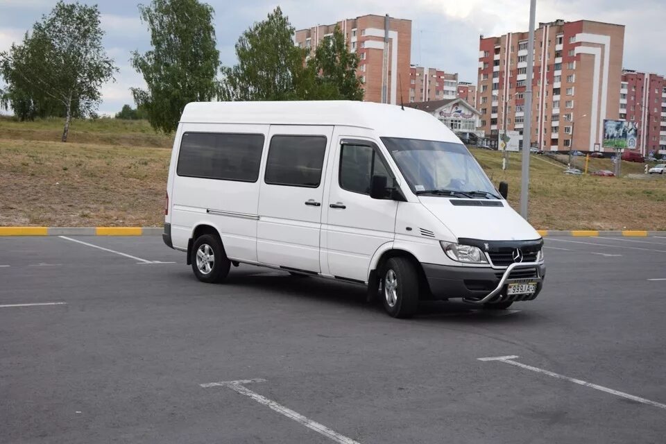 Спринтер калининград. Мерседес Спринтер 1. Mercedes-Benz Sprinter w901. Mercedes-Benz Sprinter 208. Мерседес-Бенц Спринтер 901.