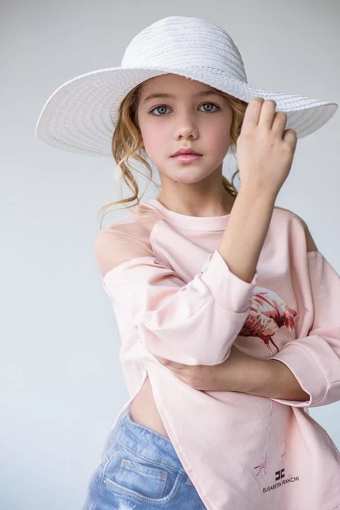 Kids models. Анжелика Смирнова. Анжелика Смирнова модель. Kids Fashion Анжелика Смирнова. Детское модельное агентство.