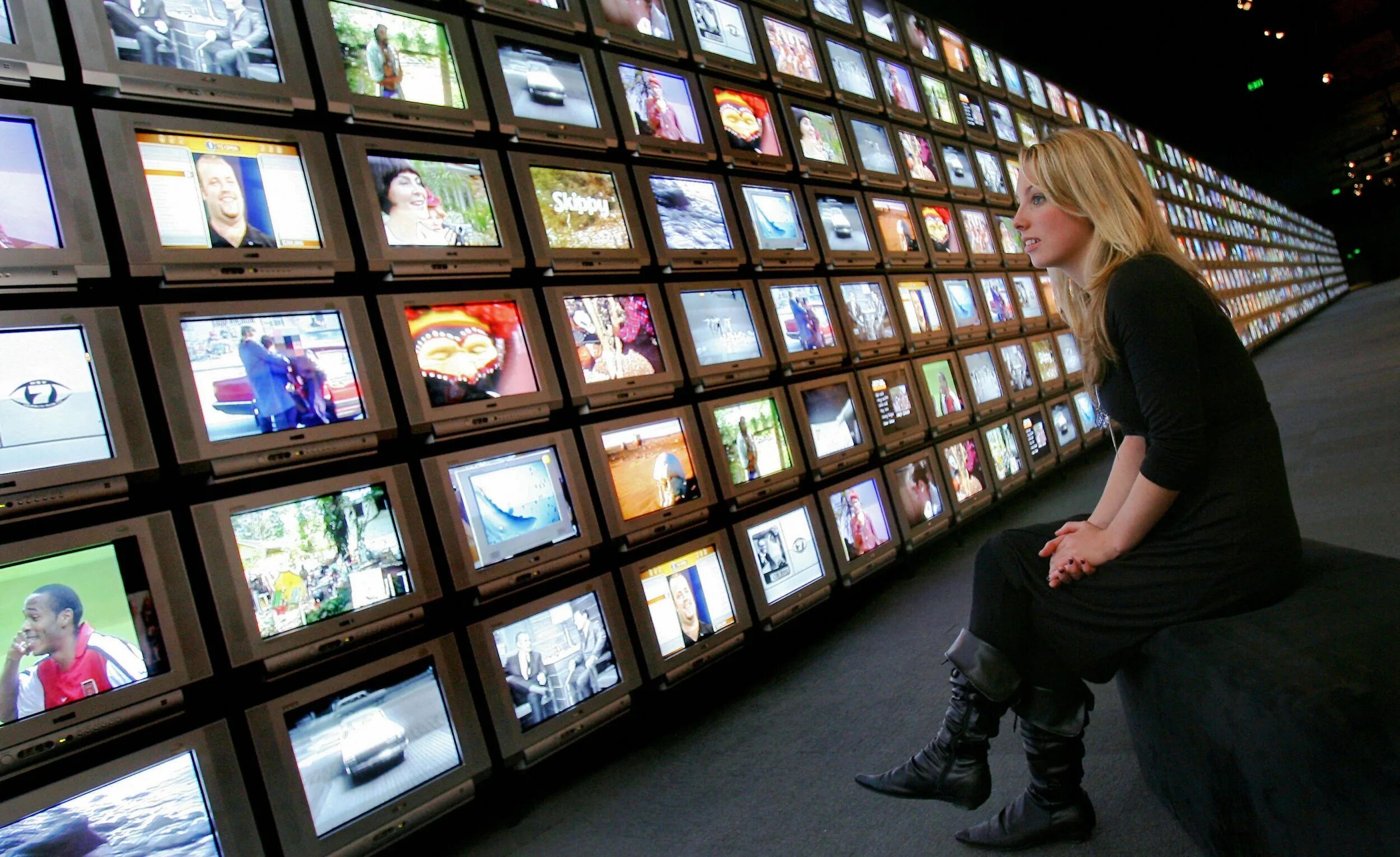 Panasonic смарт тв viera. Первая телестудия в ссср. Сми телевидение. Цифровое тв. Вещание цифрового телевидения.