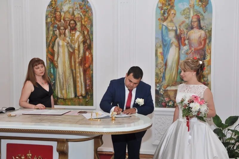 Загс елец городской. Загс елец городской. Елец загс марина. Работа загса елец. Загс елец городской.