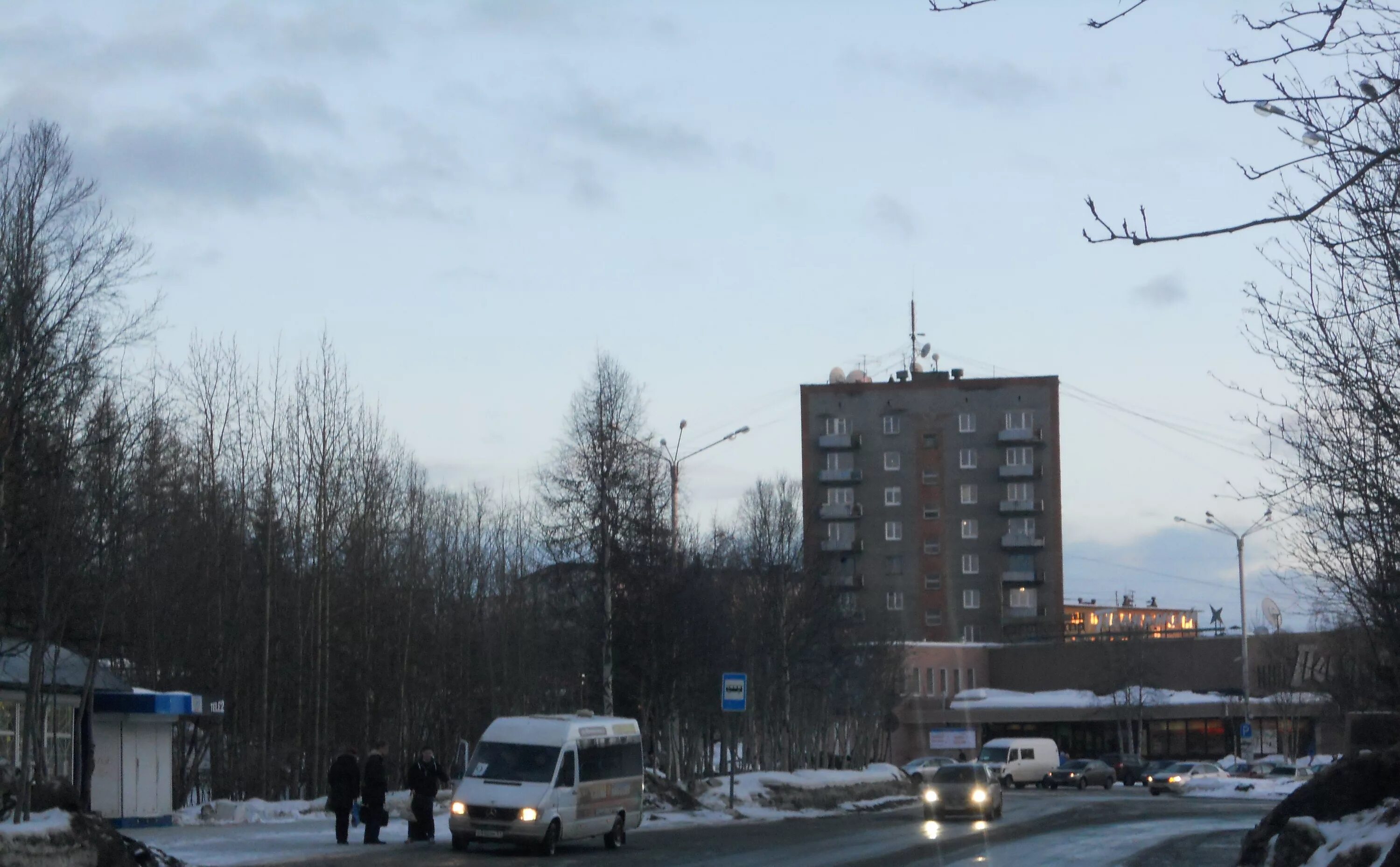 Улицы города апатиты. Апатиты площадь ленина. мурманская область город апатиты улица ленина. апатиты центральная площадь. памятник ленину (апатиты).