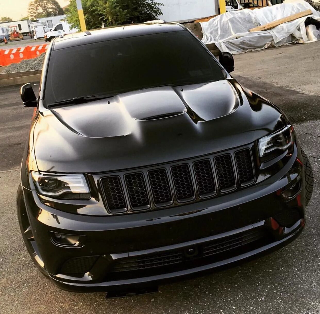 Grand tuning. Джип Гранд Чероки СРТ 8. Джип Чероки srt8. Jeep Grand Cherokee srt. Гранд Чероки srt8.