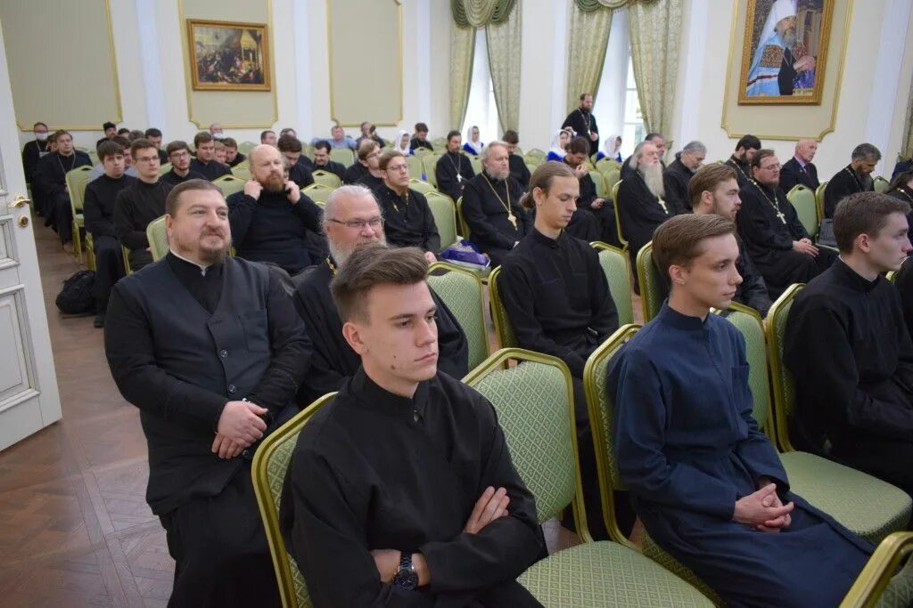 Калужское духовное училище. Духовная семинария калуга. Калужская духовная семинария сайт. Калужская духовная семинария сайт. Духовная семинария калуга.