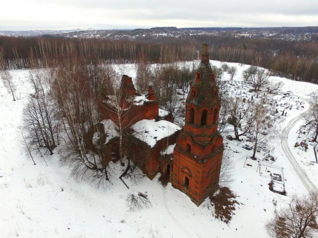 Большая каменка самарская область красноярский. Храм вознесения господня калуга большая каменка. большая каменка калуга. большая каменка самарская область старый храм. деревня каменка калужская область.
