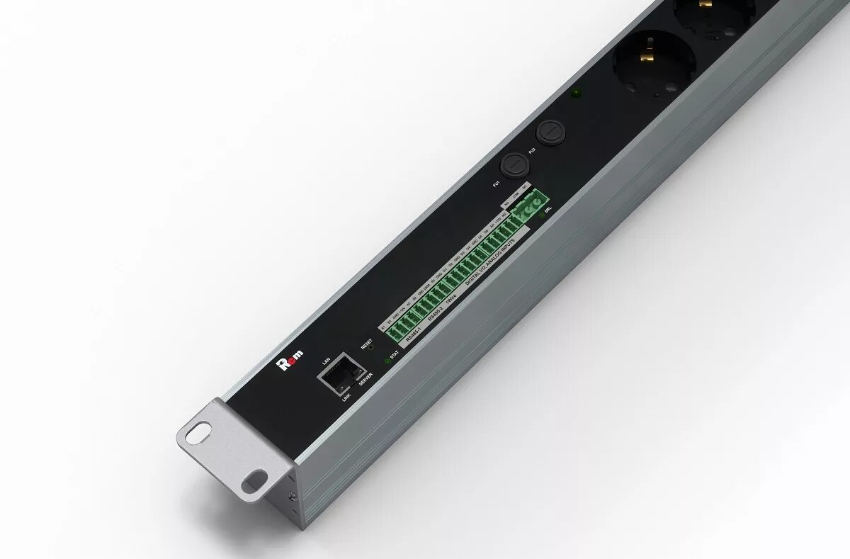 Блок розеток 19" euro на 7 гнезд с выключателем и стабилизатором. Управляемые блоки розеток. Блок розеток rittal dk 7 розеток для ибп. Блок розеток с13 16а. Iec 309.