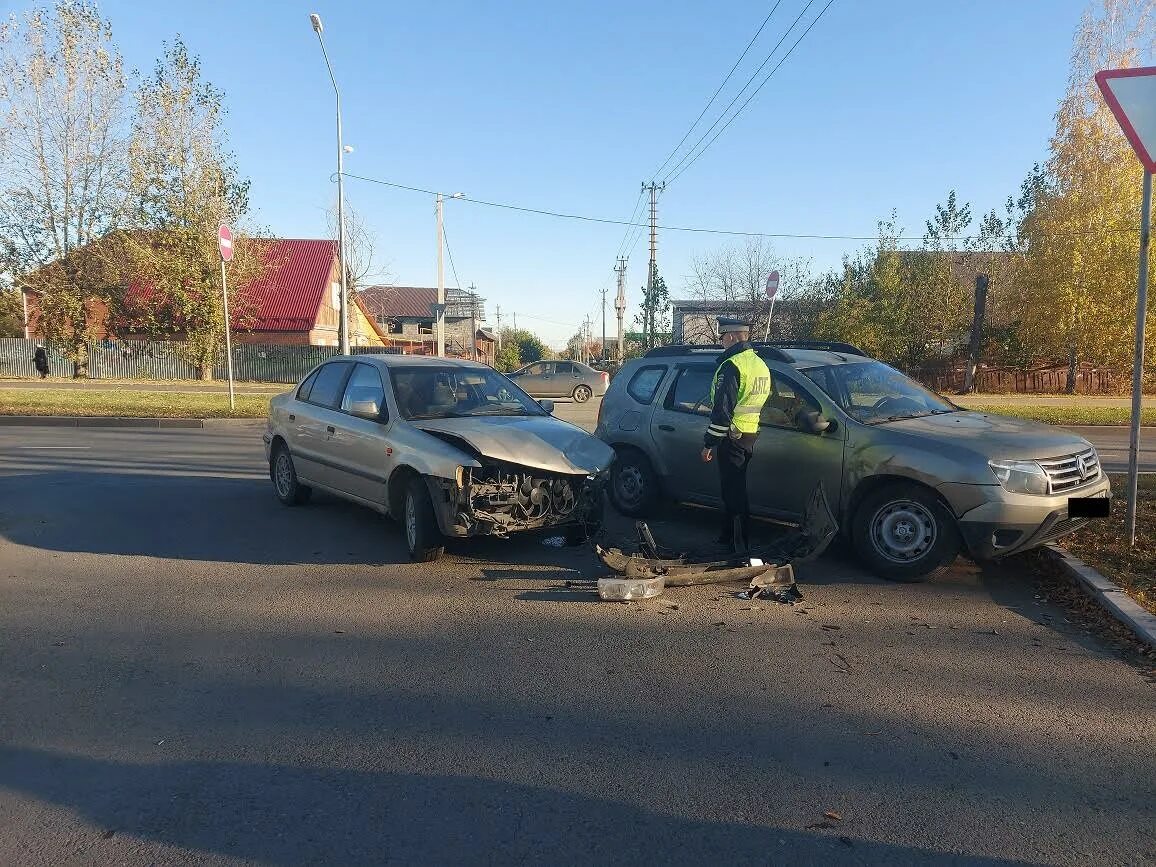 Бомбоубежище в нижнем тагиле адреса. Двор нижний тагил. Тагилсити. Улица фрунзе. Улица фрунзе.