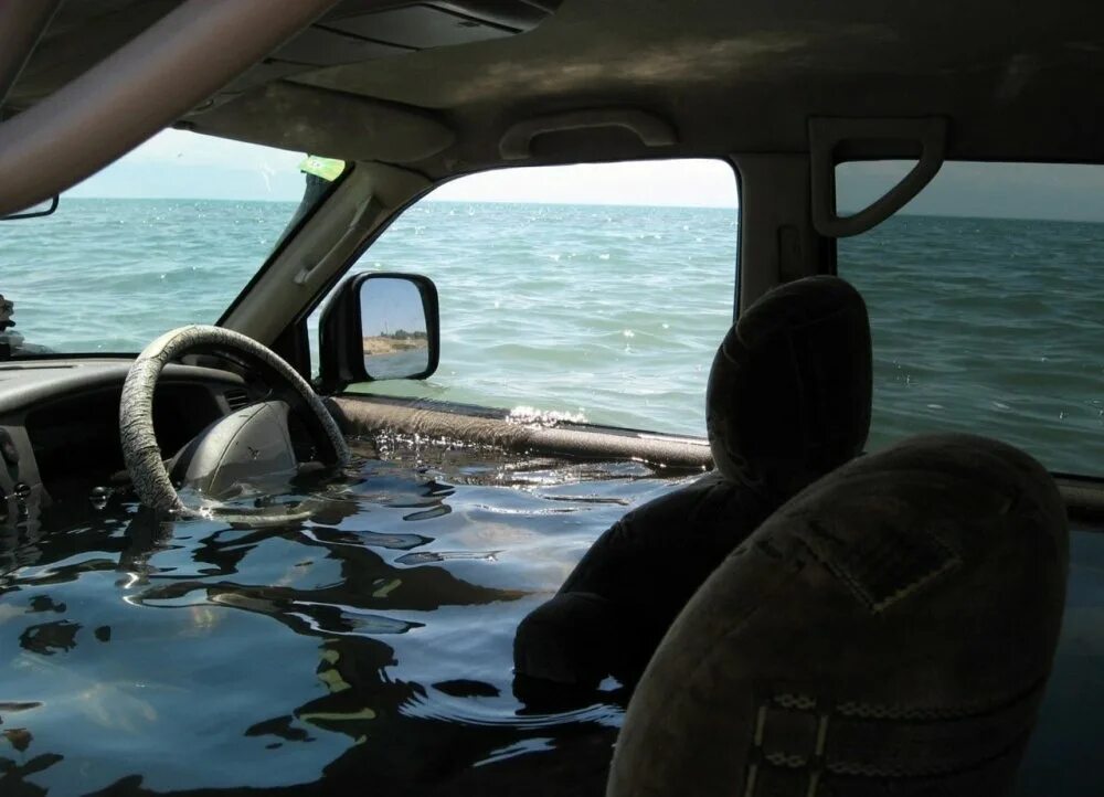 Включи машина под водой