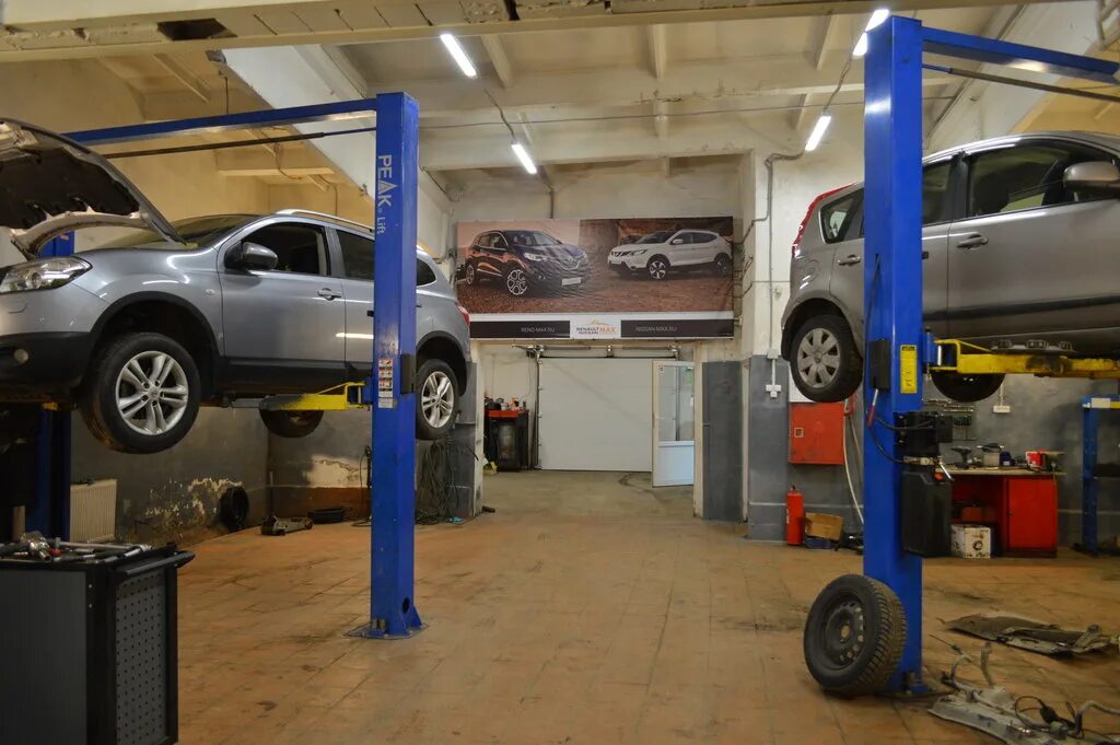 Проверить автосервисы. Проверить автосервисы. Машина в автосервисе. Новый автосервис. Ходовая часть автомобиля.