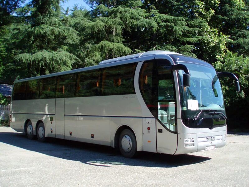 Авито туристические автобусы. Man Lions coach r08. Туристические автобусы man r08 Premium. Man Lion's coach r07. Экскурсионный автобус man Lions coach.