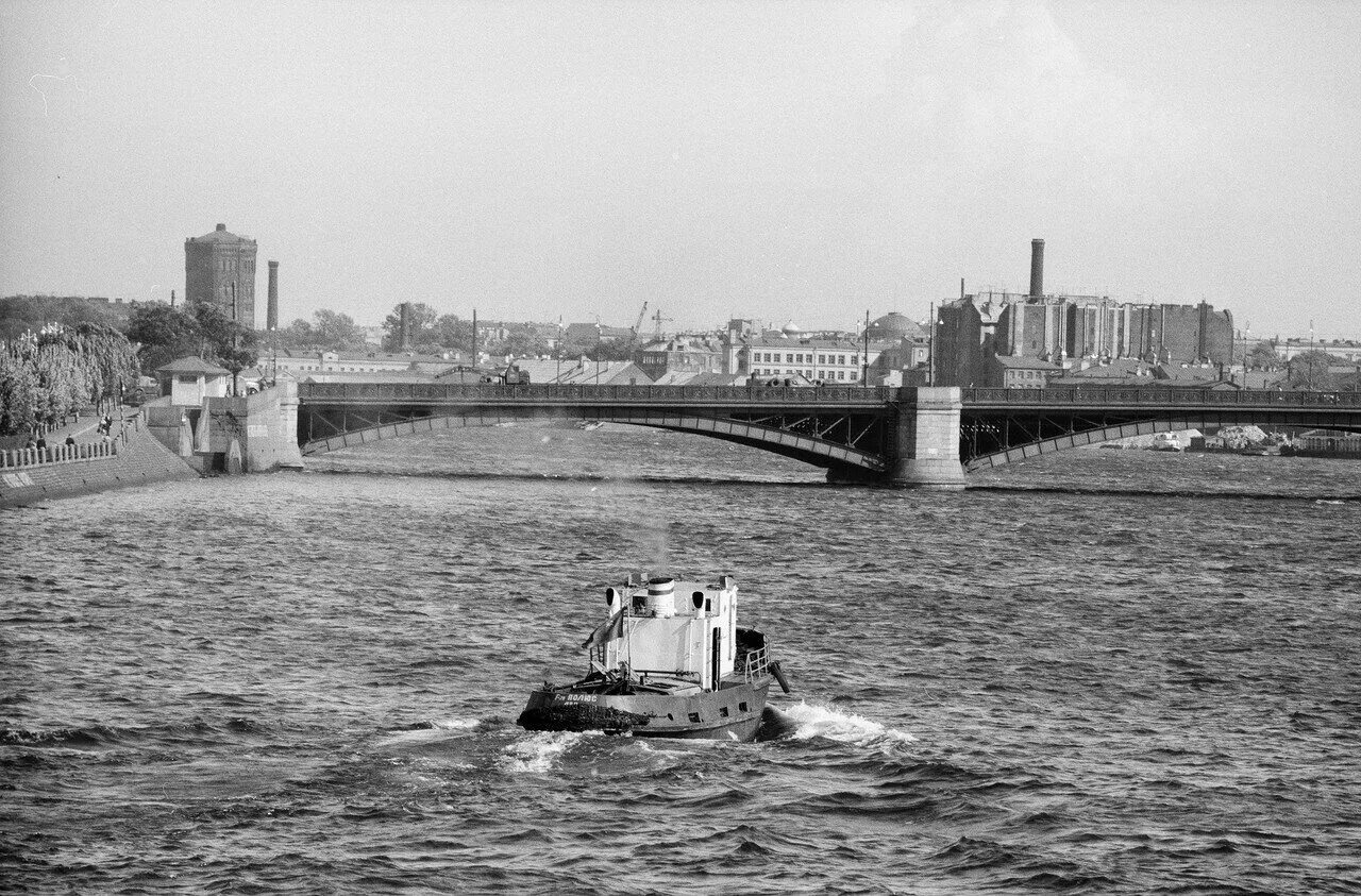 Ленинград Литейный мост. Литейный мост в Санкт-Петербурге 1879. Литейный мост 19 век. Литейный мост Ленинград 1941.