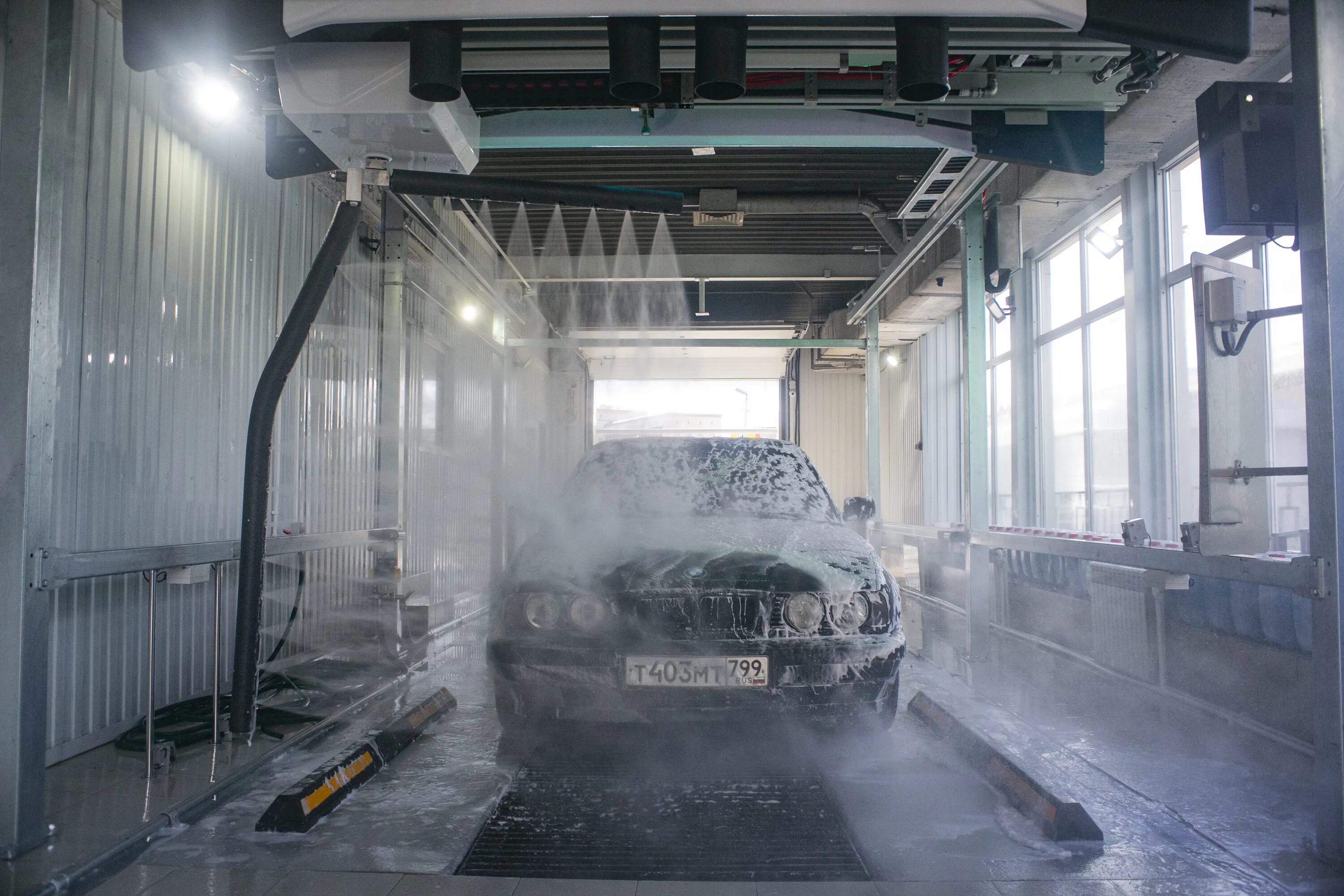 Мойка автоматическая бесконтактная роботизированная Москва. Car Wash мойка самообслуживания. Мойка Robot car Wash. Умная мойка car Wash.