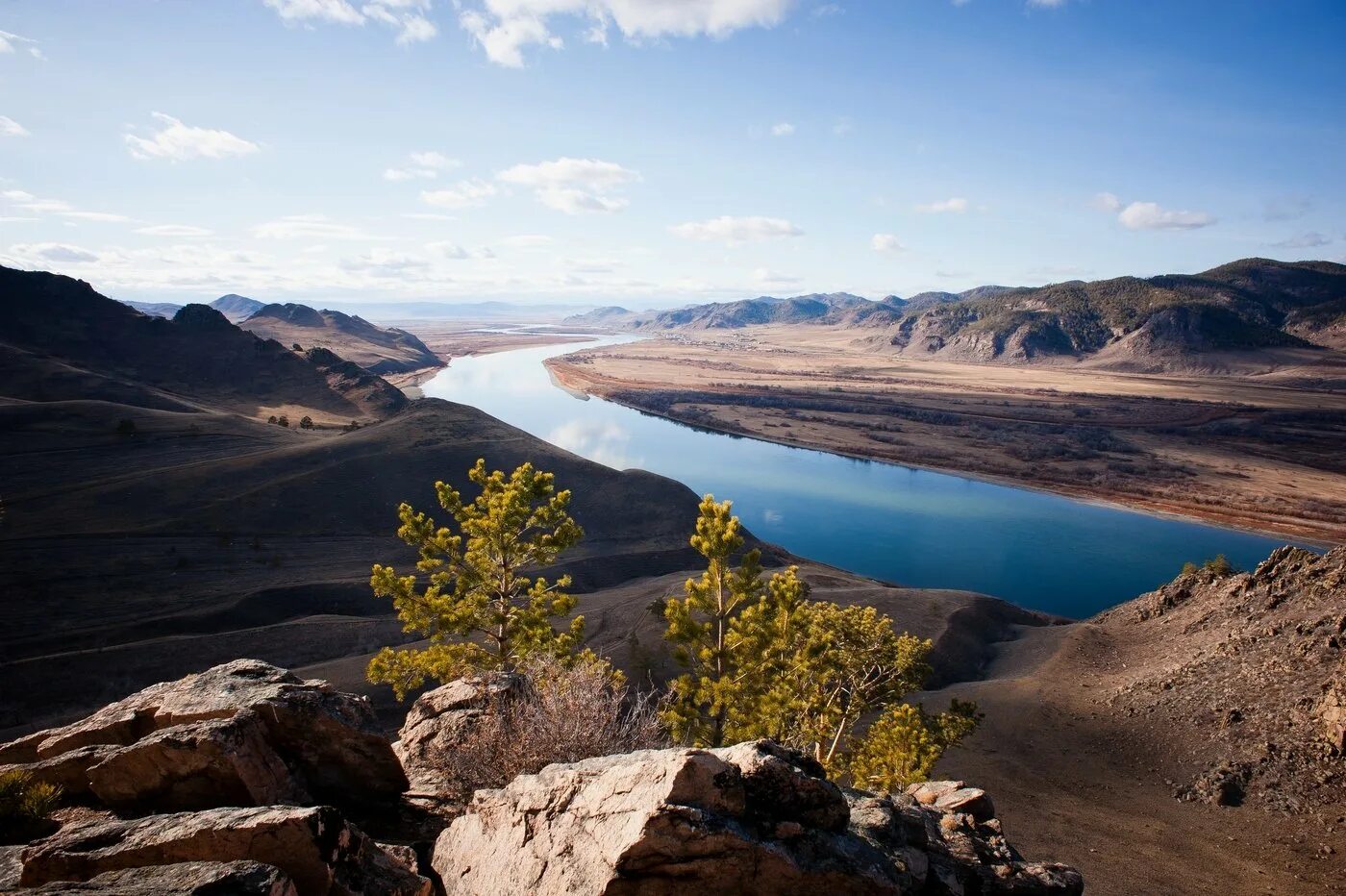 Бурятия 100. Река Селенга Монголия. Река Селенга в Бурятии. Река Селенга Байкал. Долина реки Селенга.